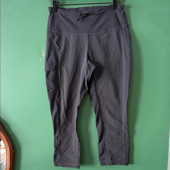 Kuhl Pants - Kuhl Traverse Kapri 6349 Black Womens M Leggings Hiking Outdoors Activewear
